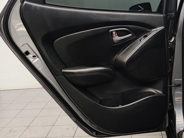 Hyundai ix35 I с пробегом 2012 года, цена 1 350 000 рублей, 188178 км, внедорожник, Автокод Объявления