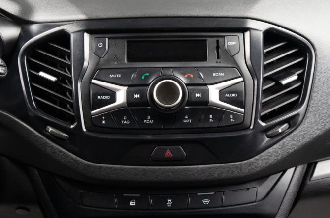 Lada (ВАЗ) Vesta I с пробегом 2018 года, цена 879 000 рублей, 181338 км, универсал, Автокод Объявления