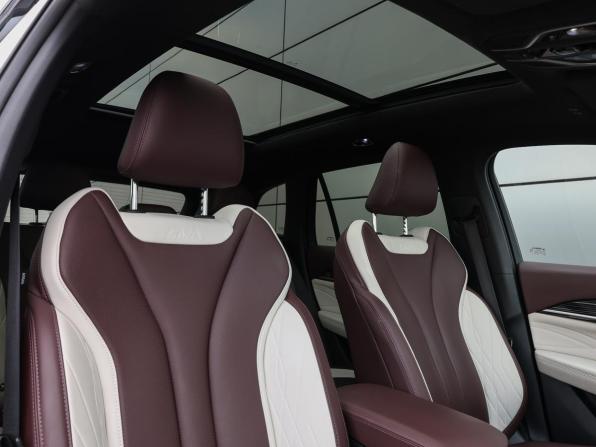 Geely Monjaro I с пробегом 2023 года, цена 3 149 000 рублей, 44000 км, внедорожник, Автокод Объявления
