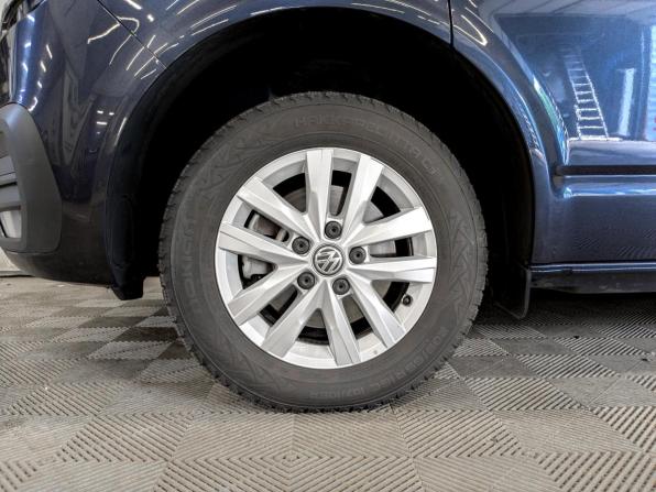 Volkswagen Caravelle T6 Рестайлинг с пробегом 2020 года, цена 3 950 000 рублей, 162597 км, минивэн, Автокод Объявления