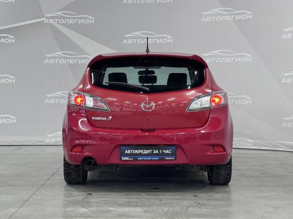 Mazda 3 II (BL) Рестайлинг с пробегом 2012 года, цена 1 175 000 рублей, 136219 км, хэтчбек, Автокод Объявления