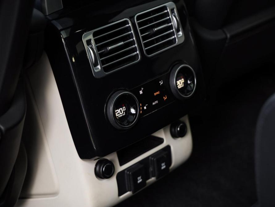 Land Rover Range Rover IV Рестайлинг Санкт-Петербург  - изображение 27