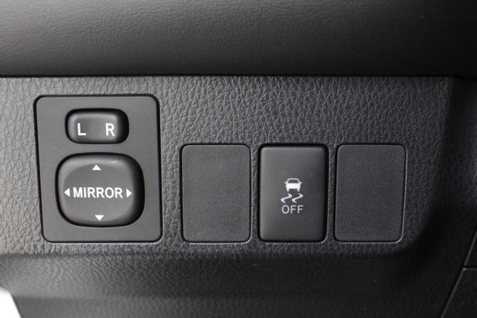 Toyota RAV4 IV (XA40) с пробегом 2013 года, цена 1 790 000 рублей, 170716 км, внедорожник, Автокод Объявления