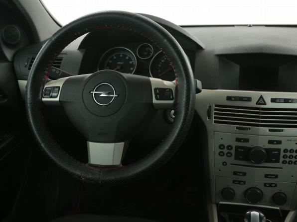 Opel Astra H Рестайлинг с пробегом 2008 года, цена 429 000 рублей, 193700 км, хэтчбек, Автокод Объявления