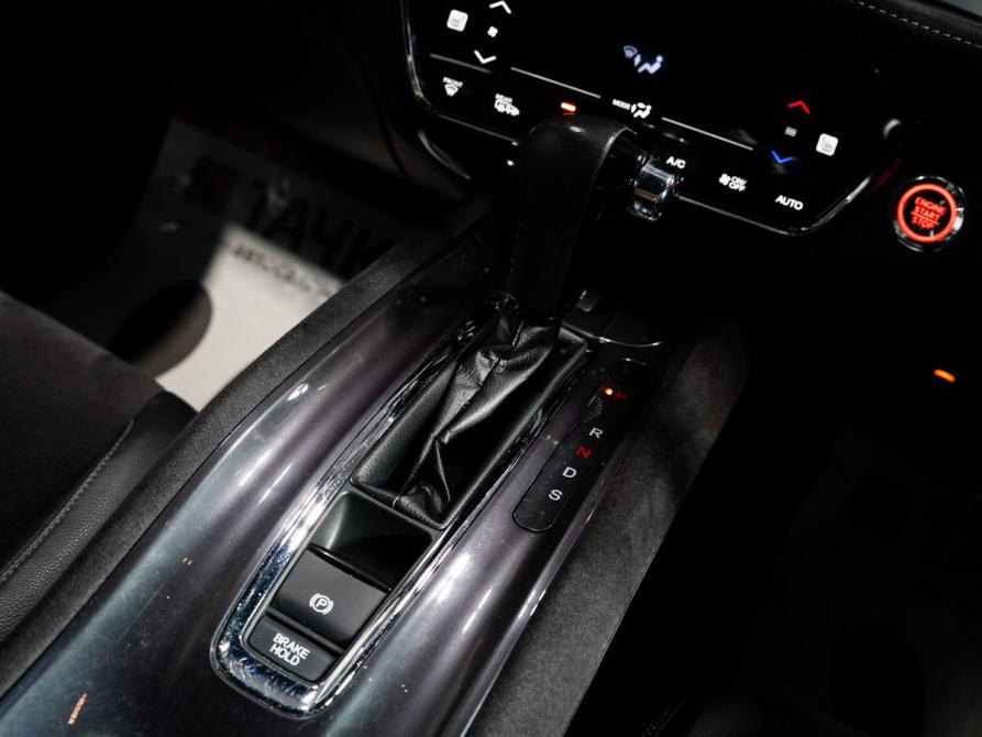 Honda Vezel I Рестайлинг Чита  - изображение 12