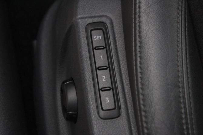 Skoda Octavia III (A7) с пробегом 2015 года, цена 1 395 000 рублей, 313138 км, универсал, Автокод Объявления