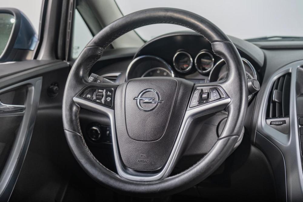 Opel Astra J Рестайлинг Томск  - изображение 13