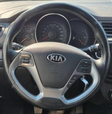 Kia Rio III Рестайлинг с пробегом 2016 года, цена 976 000 рублей, 113000 км, седан, Автокод Объявления