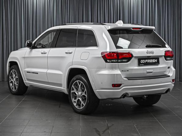 Jeep Grand Cherokee IV (WK2) Рестайлинг с пробегом 2021 года, цена 6 550 000 рублей, 111705 км, внедорожник, Автокод Объявления
