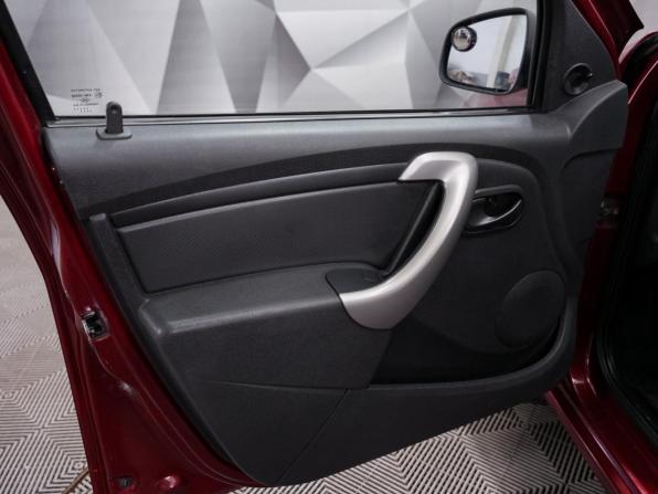 Renault Sandero I с пробегом 2013 года, цена 636 000 рублей, 71000 км, хэтчбек, Автокод Объявления
