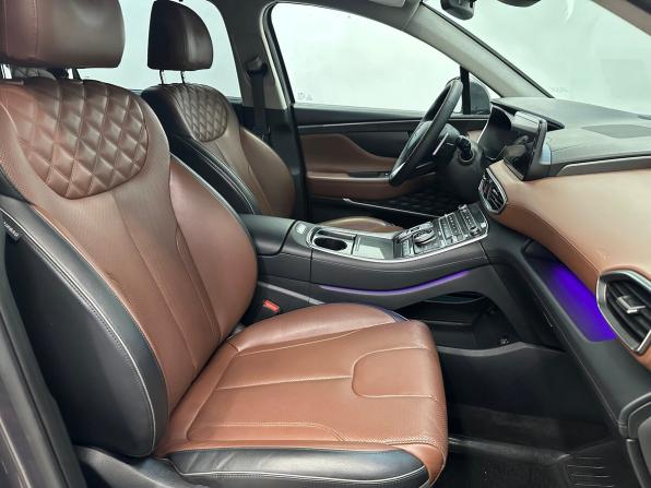 Hyundai Santa Fe IV Рестайлинг с пробегом 2021 года, цена 3 695 000 рублей, 116103 км, внедорожник, Автокод Объявления