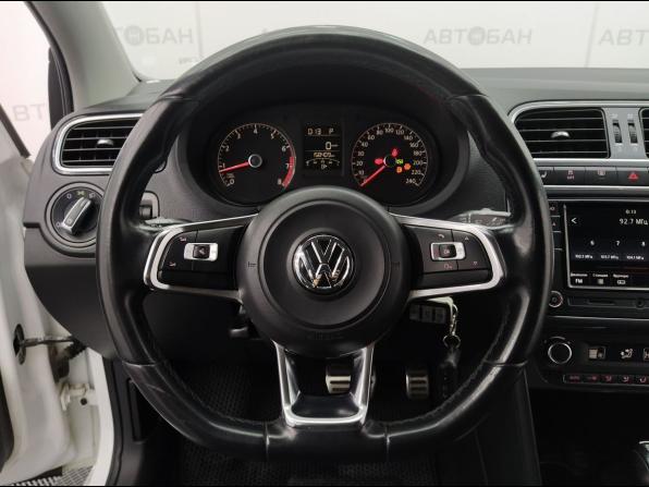 Volkswagen Polo V Рестайлинг с пробегом 2018 года, цена 1 100 000 рублей, 158407 км, седан, Автокод Объявления