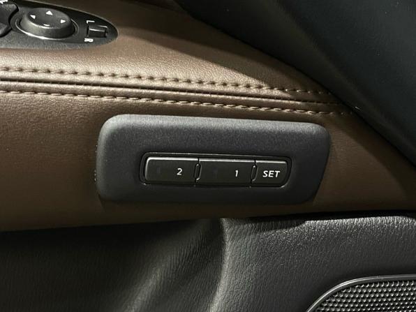 Infiniti JX с пробегом 2013 года, цена 1 400 000 рублей, 359649 км, внедорожник, Автокод Объявления
