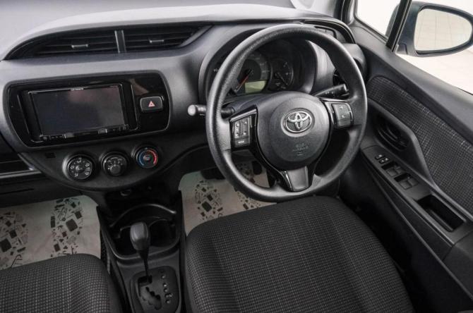 Toyota Vitz III (XP130) Рестайлинг 2 с пробегом 2019 года, цена 959 000 рублей, 102500 км, хэтчбек, Автокод Объявления