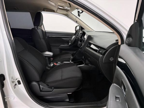 Mitsubishi Outlander III Рестайлинг 3 с пробегом 2018 года, цена 1 950 000 рублей, 94469 км, внедорожник, Автокод Объявления