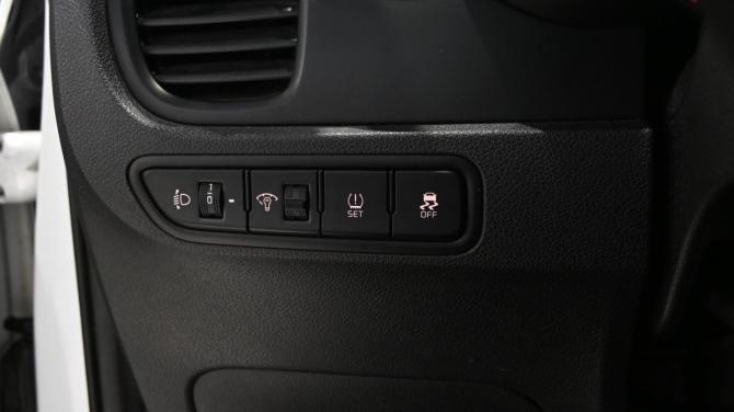 Kia Rio IV с пробегом 2018 года, цена 1 220 000 рублей, 175000 км, седан, Автокод Объявления