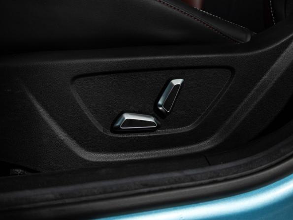 Geely Coolray I Рестайлинг с пробегом 2023 года, цена 2 299 700 рублей, 37225 км, внедорожник, Автокод Объявления