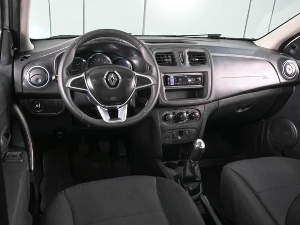 Renault Logan II с пробегом 2018 года, цена 569 000 рублей, 309981 км, седан, Автокод Объявления