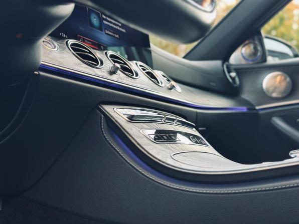 Mercedes-Benz E-Класс V (W213 S213 C238) Рестайлинг с пробегом 2020 года, цена 3 790 000 рублей, 148135 км, седан, Автокод Объявления