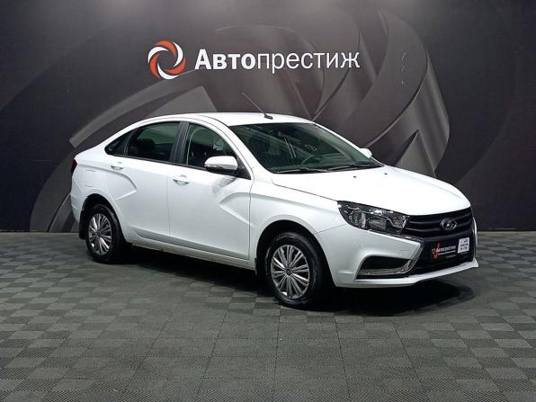 Lada (ВАЗ) Vesta I с пробегом 2021 года, цена 1 050 000 рублей, 38500 км, седан, Автокод Объявления
