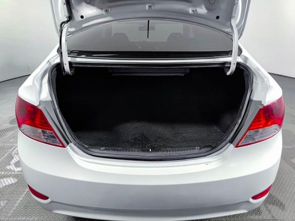 Hyundai Solaris I с пробегом 2012 года, цена 635 000 рублей, 231963 км, седан, Автокод Объявления
