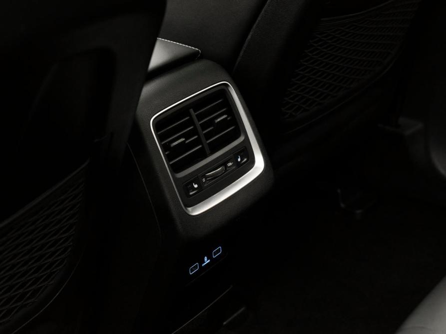 Geely Atlas Pro Москва  - изображение 14