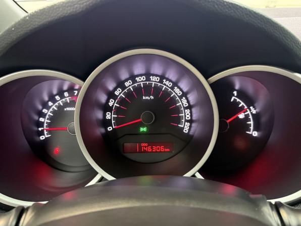 Kia Venga I с пробегом 2012 года, цена 875 000 рублей, 146306 км, компактвэн, Автокод Объявления