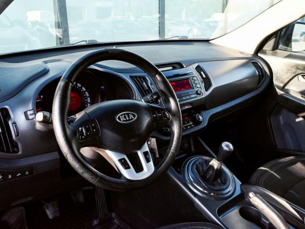Kia Sportage III с пробегом 2012 года, цена 1 270 000 рублей, 227320 км, внедорожник, Автокод Объявления