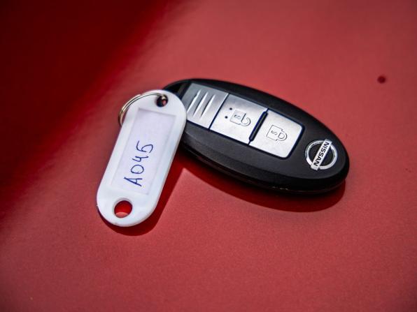 Nissan Juke I с пробегом 2012 года, цена 998 000 рублей, 181152 км, внедорожник, Автокод Объявления