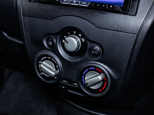 Nissan Note II Рестайлинг с пробегом 2017 года, цена 980 000 рублей, 156349 км, хэтчбек, Автокод Объявления