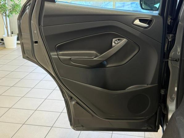 Ford Kuga II Рестайлинг с пробегом 2017 года, цена 1 560 000 рублей, 134000 км, внедорожник, Автокод Объявления