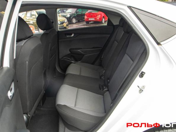 Hyundai Solaris II Рестайлинг с пробегом 2021 года, цена 1 438 000 рублей, 105000 км, седан, Автокод Объявления