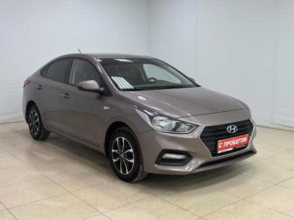 Hyundai Solaris II с пробегом 2018 года, цена 1 350 000 рублей, 63904 км, седан, Автокод Объявления