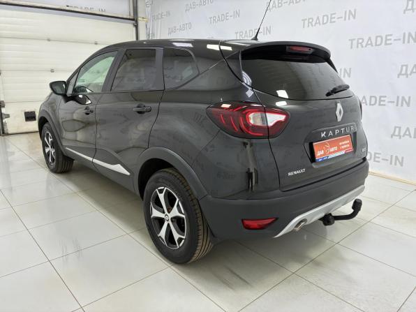 Renault Kaptur I с пробегом 2018 года, цена 1 190 000 рублей, 207000 км, внедорожник, Автокод Объявления