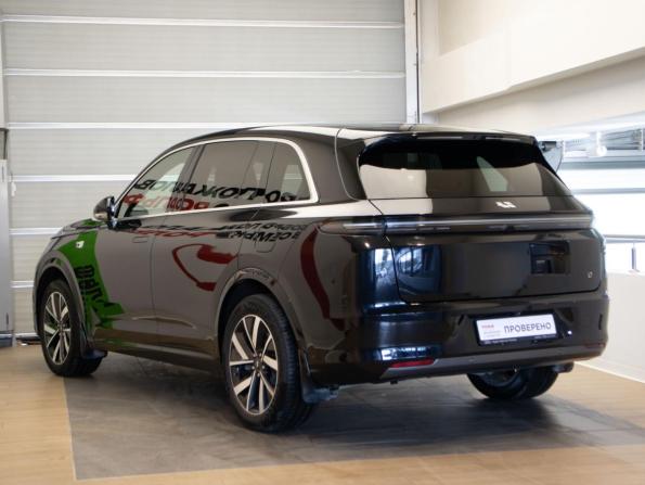 Li Auto (Lixiang) L7 I с пробегом 2023 года, цена 6 150 000 рублей, 26123 км, внедорожник, Автокод Объявления