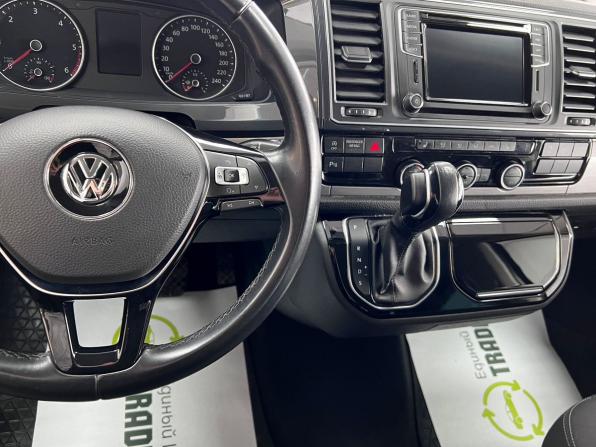 Volkswagen Multivan T6 с пробегом 2019 года, цена 3 395 000 рублей, 146822 км, минивэн, Автокод Объявления