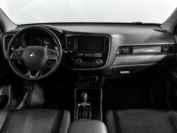 Mitsubishi Outlander III Рестайлинг 2 с пробегом 2017 года, цена 1 515 000 рублей, 237000 км, внедорожник, Автокод Объявления