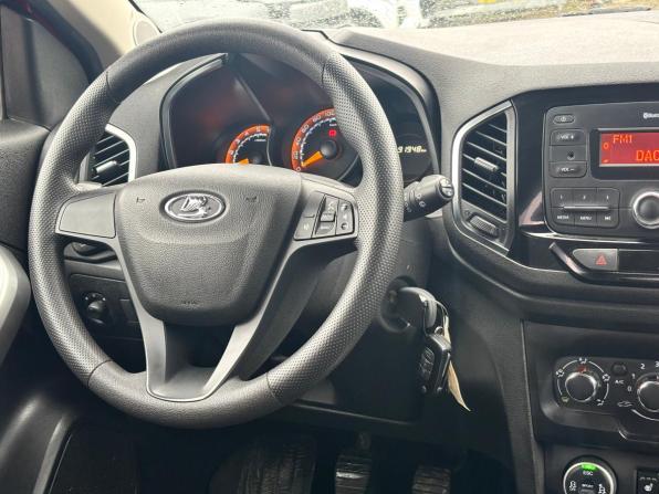 Lada (ВАЗ) XRAY I с пробегом 2019 года, цена 1 025 000 рублей, 91950 км, хэтчбек, Автокод Объявления