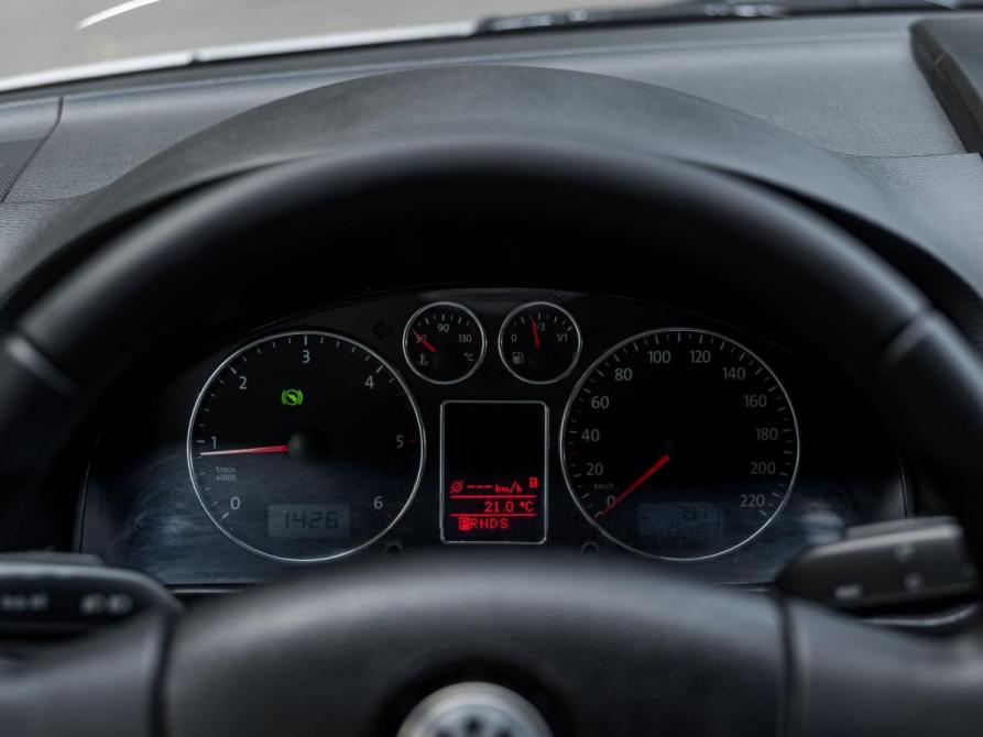 Volkswagen Multivan T5 Санкт-Петербург  - изображение 5