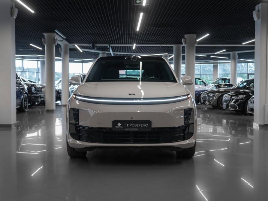Li Auto (Lixiang) L6 Москва  - изображение 3
