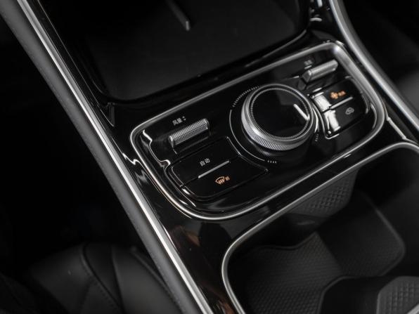 Geely Galaxy Starshine 6 с пробегом 2025 года, цена 2 700 000 рублей, 50 км, седан, Автокод Объявления