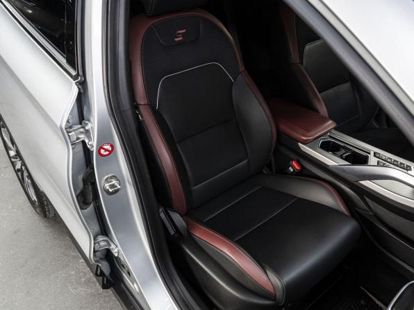 Geely Coolray I с пробегом 2021 года, цена 1 370 000 рублей, 135211 км, внедорожник, Автокод Объявления