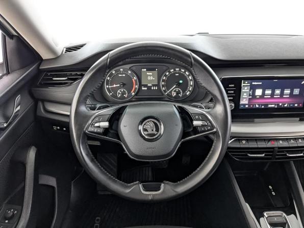 Skoda Octavia IV (A8) с пробегом 2022 года, цена 2 235 000 рублей, 95417 км, лифтбек, Автокод Объявления