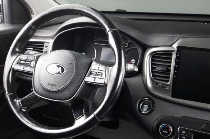 Kia Sorento III Prime Рестайлинг с пробегом 2019 года, цена 2 749 000 рублей, 195648 км, внедорожник, Автокод Объявления
