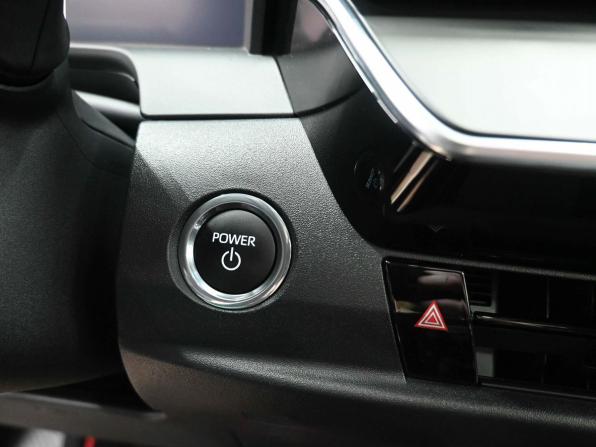 Toyota Camry IX (XV80) China Market с пробегом 2025 года, цена 4 269 900 рублей, 21000 км, седан, Автокод Объявления