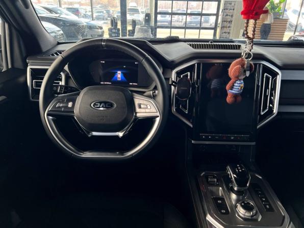 JAC T9 с пробегом 2025 года, цена 3 200 000 рублей, 59700 км, offers.body_type.unknown, Автокод Объявления