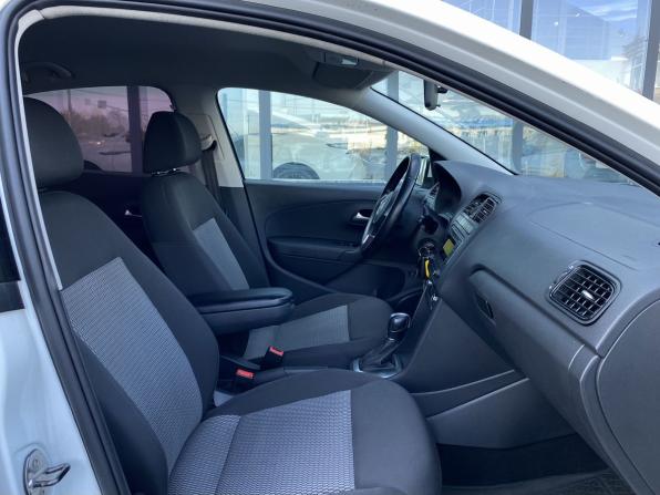 Volkswagen Polo V с пробегом 2014 года, цена 649 000 рублей, 228623 км, седан, Автокод Объявления