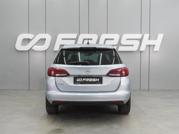 Opel Astra K с пробегом 2019 года, цена 1 374 000 рублей, 202539 км, универсал, Автокод Объявления