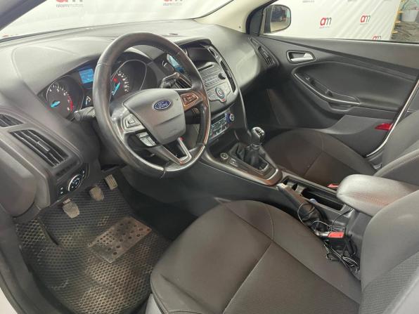 Ford Focus III Рестайлинг с пробегом 2017 года, цена 999 000 рублей, 185000 км, хэтчбек, Автокод Объявления