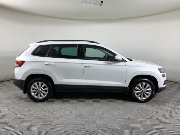 Skoda Karoq I с пробегом 2020 года, цена 2 059 000 рублей, 103300 км, внедорожник, Автокод Объявления